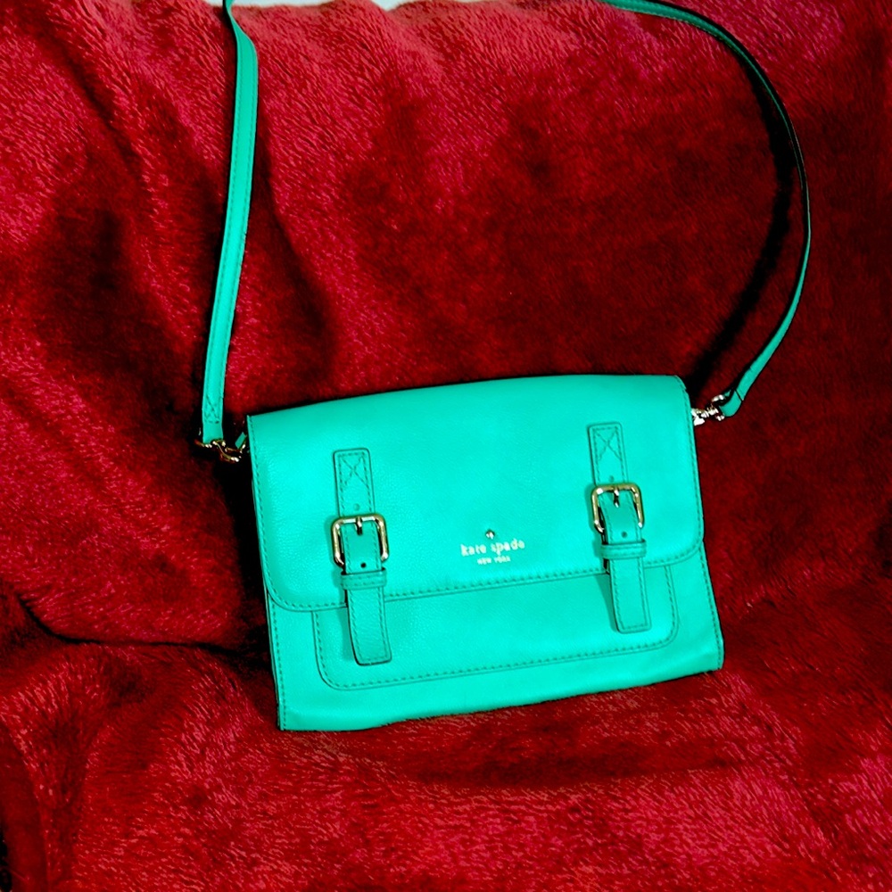 Kate Spade crossbody (clutch) removable strap!